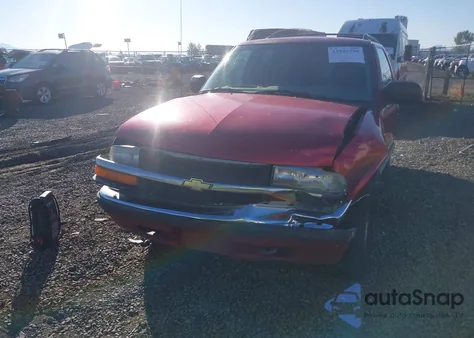 2000 Chevrolet Blazer Ls z USA, uszkodzony, nr VIN 1GNDT13W6Y2243611